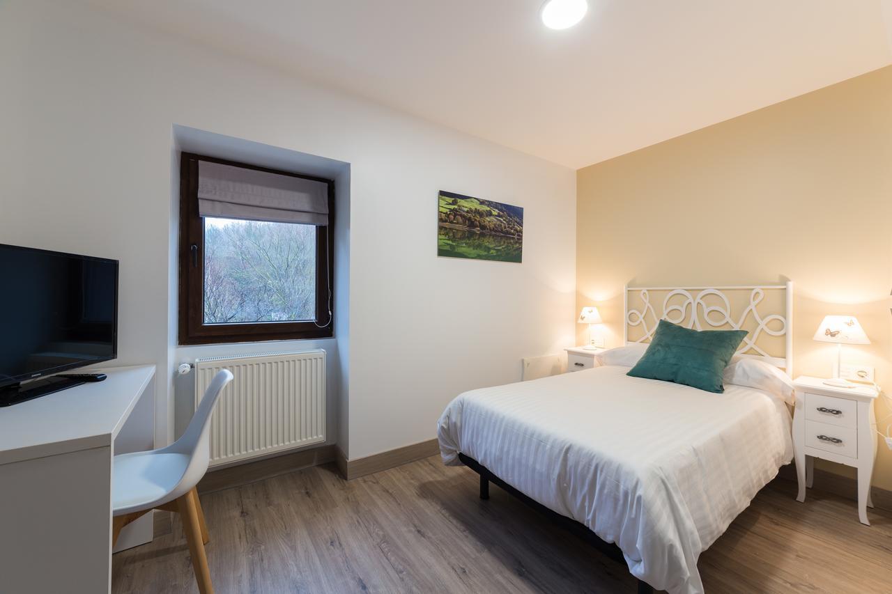 Petit Goierri Hotel Ormaiztegui Ngoại thất bức ảnh